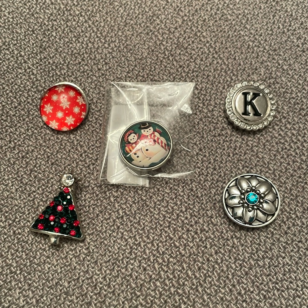 Ginger Snaps Assortment Bundle Charms Christmas Winter